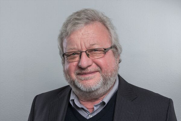 Kurt Menzel - Managing Director Kurt Menzel - Managing Director