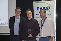 Award für MENZEL Prüffeld-Techniker MENZEL Prüffeld-Techniker gewinnt Nachwuchs-Branchen-Award