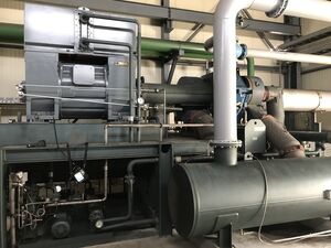 Lagervorrätiger Motor als Verdichterantrieb auf Kuba Lagervorrätiger Motor als Verdichterantrieb auf Kuba