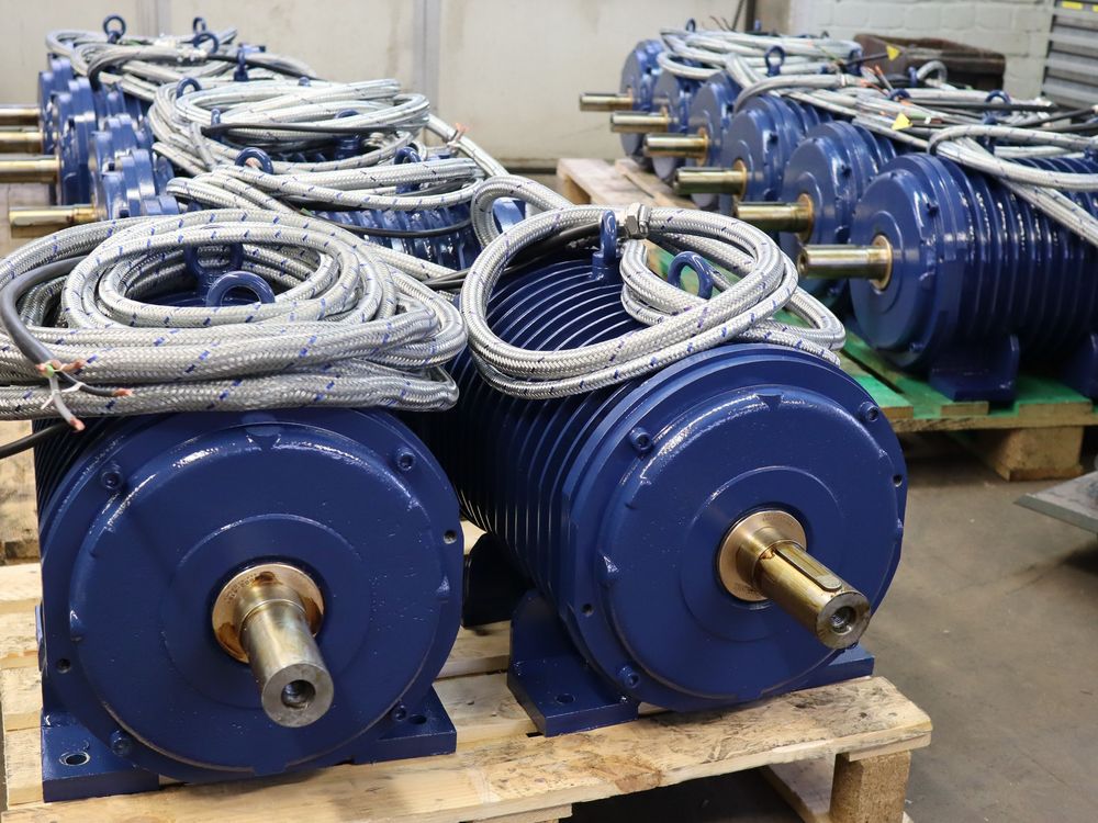 Threephase roller table motors up to 1000 V