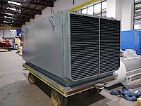 Luft-Luft-Wärmetauscher eines IC611 Lüftermotors Luft-Luft-Wärmetauscher eines IC611 Lüftermotors