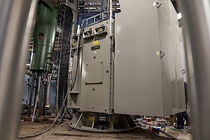 vertical IM 3011 motor buttom flange