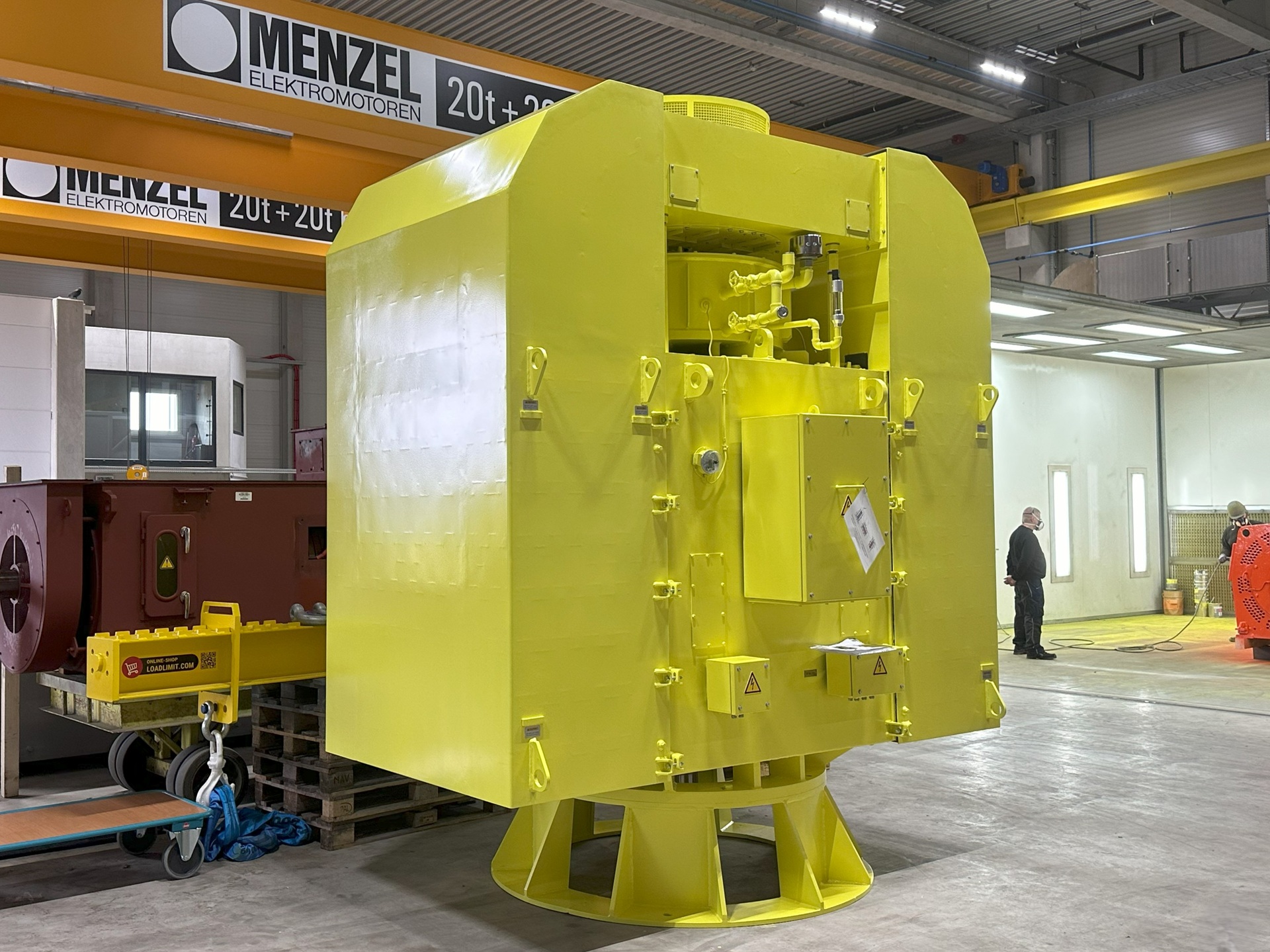 4160 V pump motor for high down-thrust forces