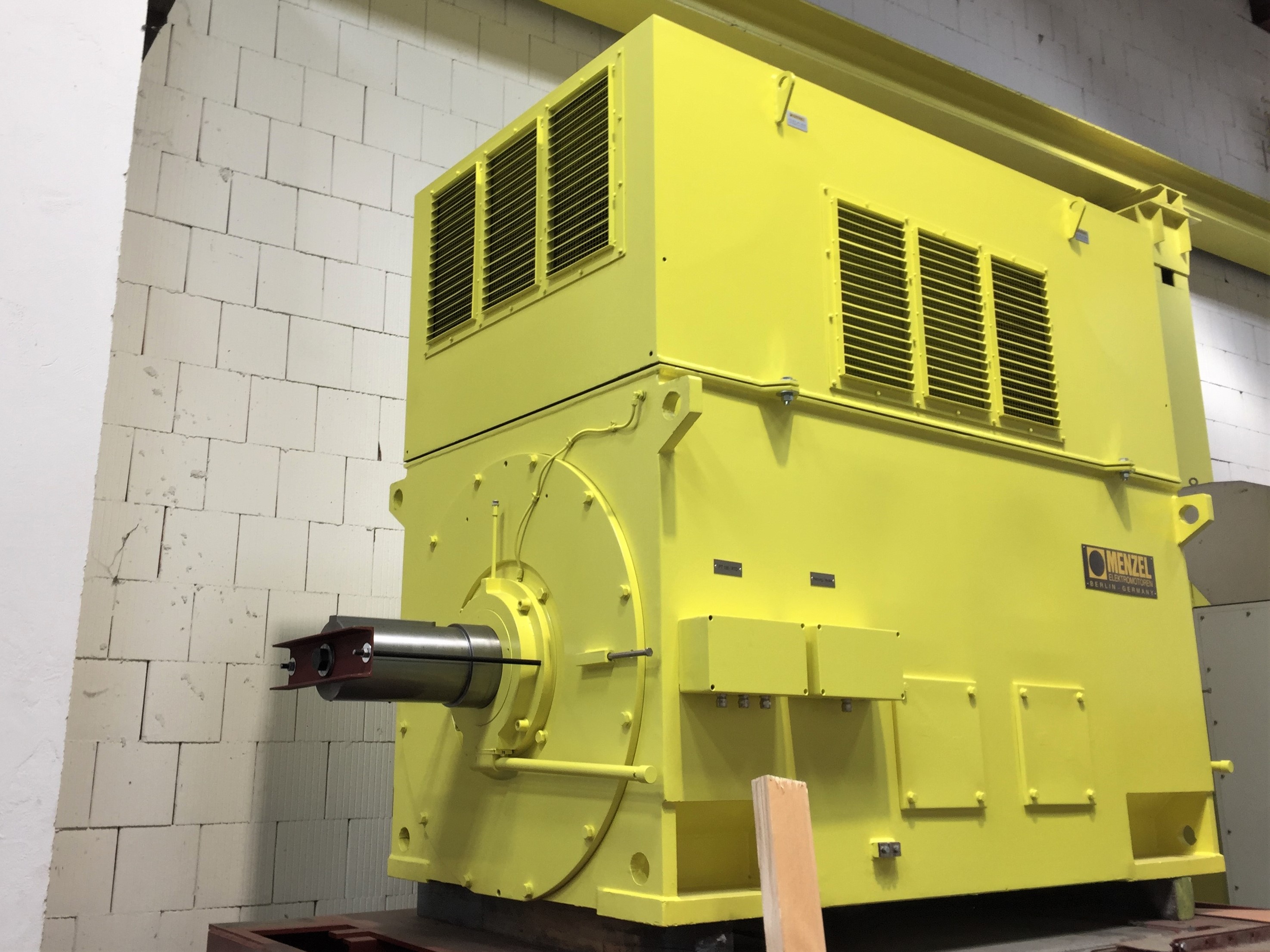 Medium voltage motor IC01 drive end