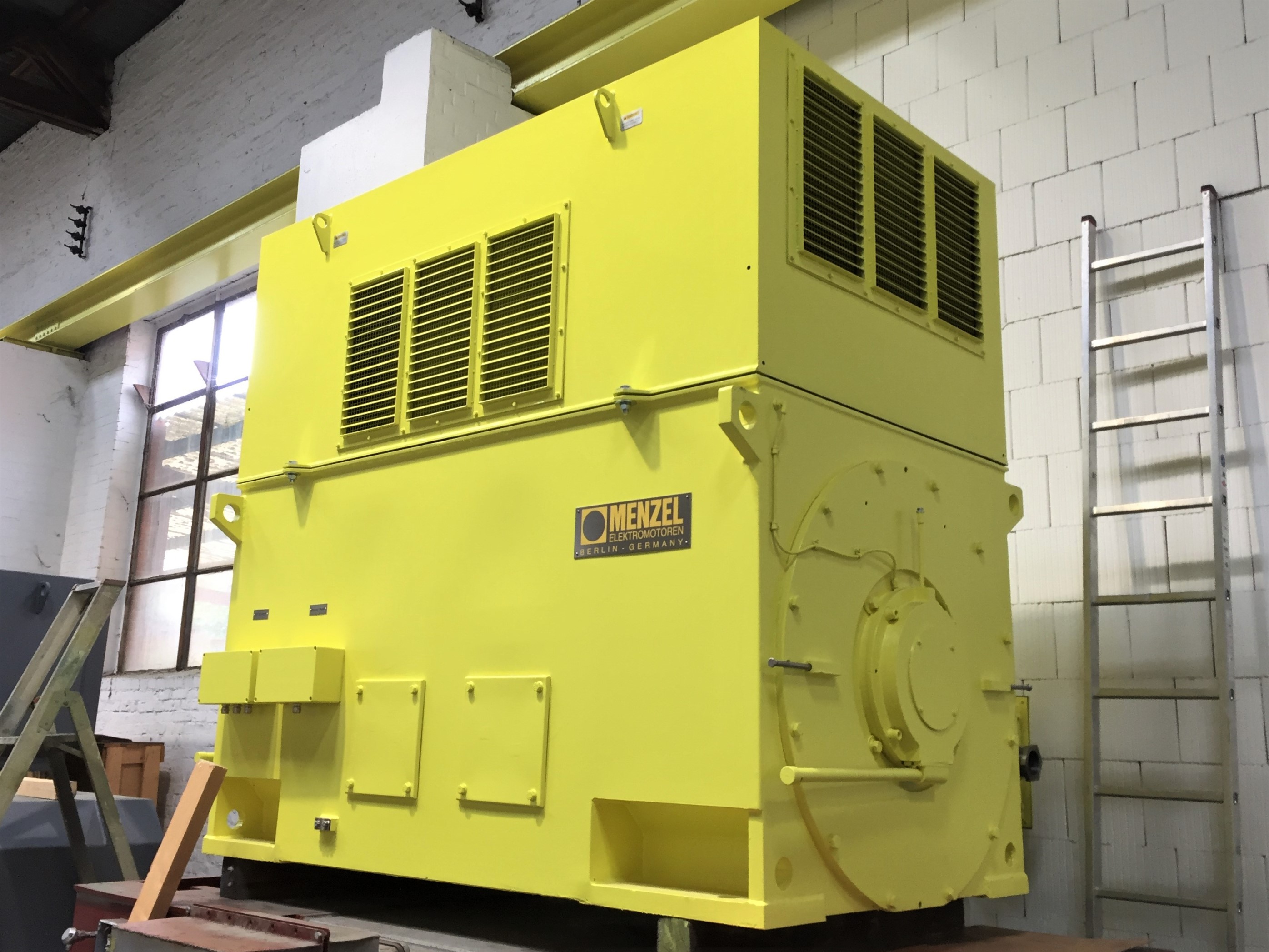 Medium voltage motor IC01 view on non-drive end