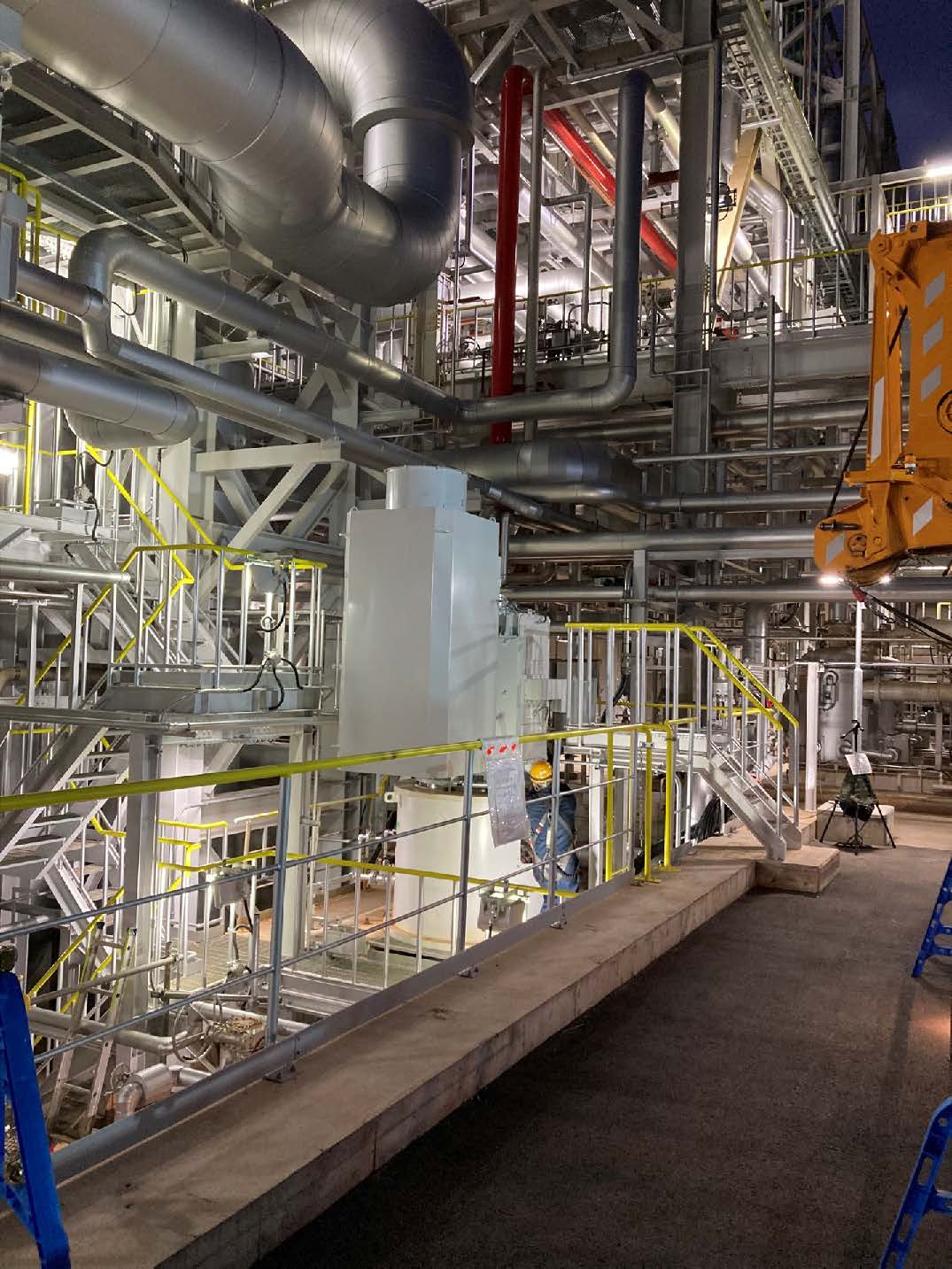 Inbetriebnahme des maßgeschneiderten 6600V Elektromotors von MENZEL