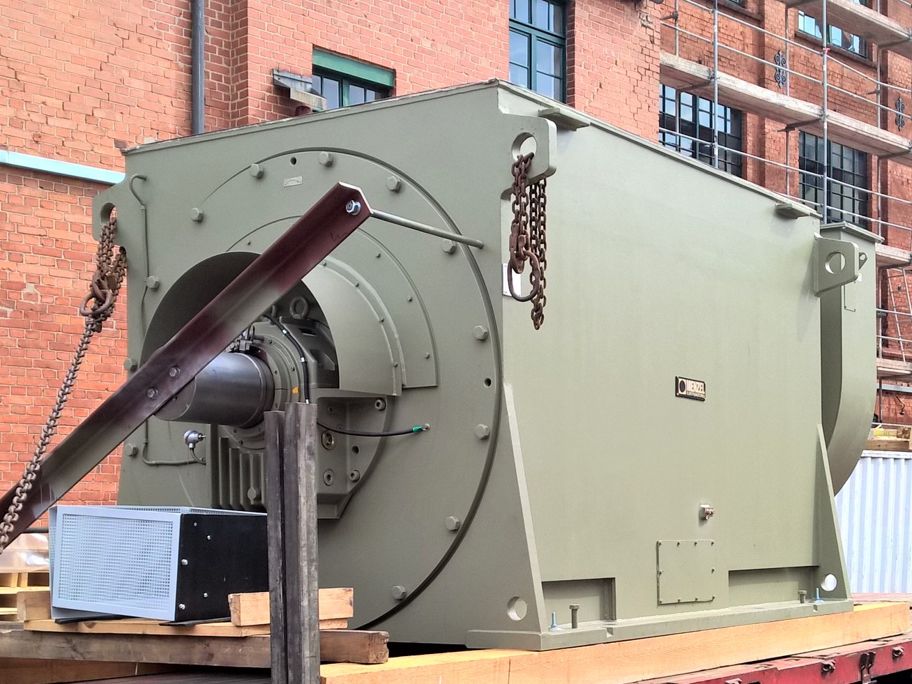 Synchronous generator manufactured for oil production